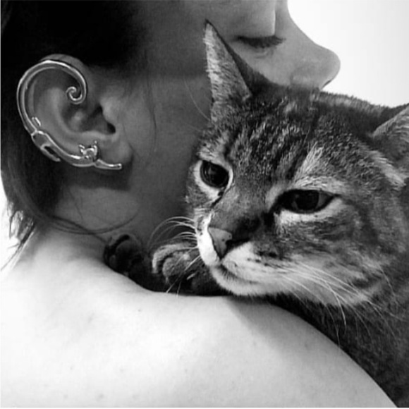 NEW "Puuurfect" Cat Wrap Earring - Picture 10 of 10